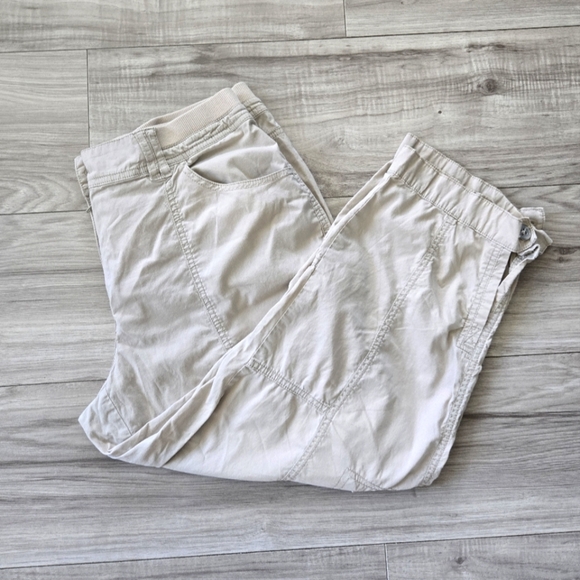 Chico's Casual Pants -Size 1 - Picture 1 of 11